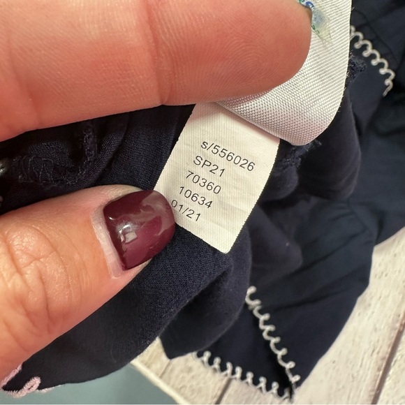 loft navy white 3/4 sleeve blouse key hole neck contrast stitching sz medium - Picture 8 of 8